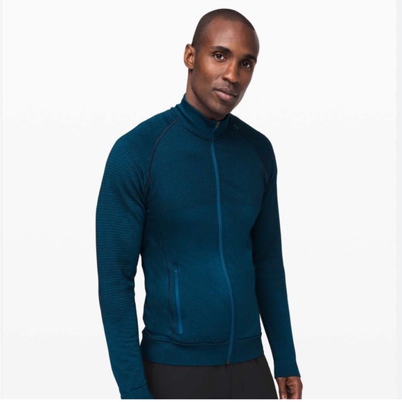 Lululemon Engineered Warmth Jacket - in Poseidon Blue/Black - Men’s Medium - Picture 1 of 7